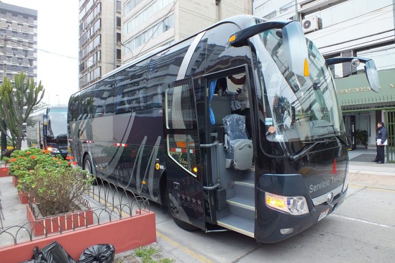 BUS11 B8A 951 Foto Puerta Pantografica 768x512