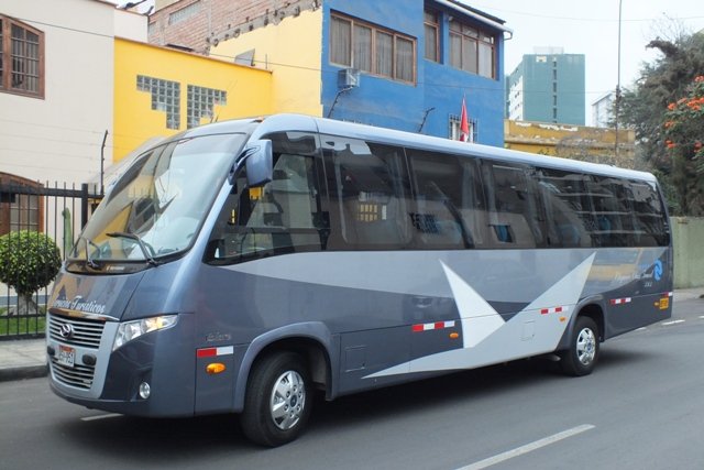 MINIBUS3 B5Y 951 Foto Exterior 1
