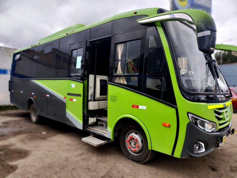 MInibus Mercedes1 768x576